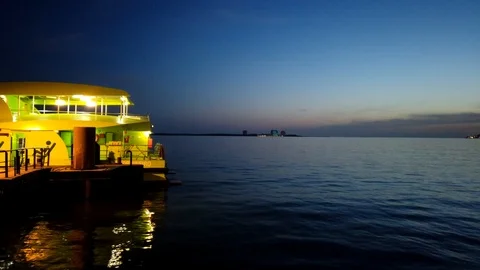 Barco de passageiros Video stock 118328754