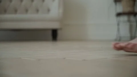 Bare feet of the bride 库存影片 70062842