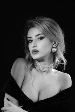 Bare shoulders blond Stockfoto's