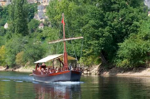 Barge on the dordogne Stock Photos
