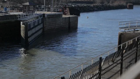 Barge Lock and Dam in the Midwest 動画素材 86136033