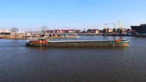 Barge sailing on the Oder river in Szczecin, Poland Stock Footage 171828954