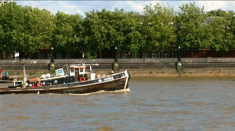 Barge on the Thames Stock Footage 800799