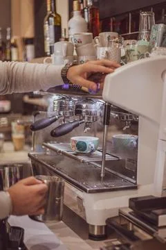 Barista Cafe Making Coffee Preparation Service Concept Foto stock