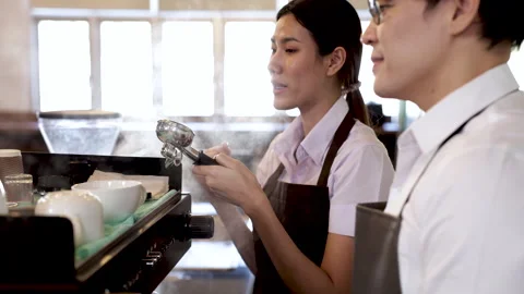 Barista coffee education class training concept, teacher or advisor explain.. Stock Footage 245056607