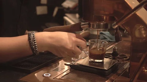 Barista making coffee with machine. Video stock 115392203
