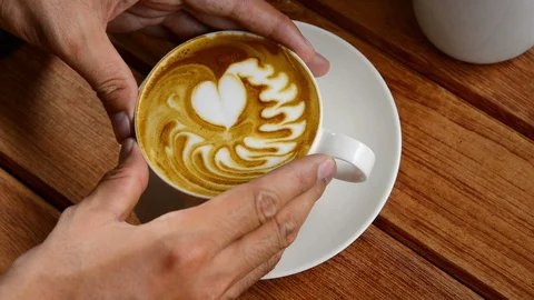Barista making coffee , Making latte art coffee . Video stock 125171025