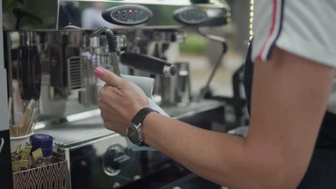 Barista making coffee using professional espresso machine. Work in details. Stock-Footage 116333710