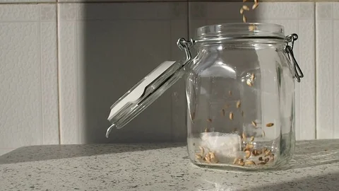Barley malt 動画素材 70897146