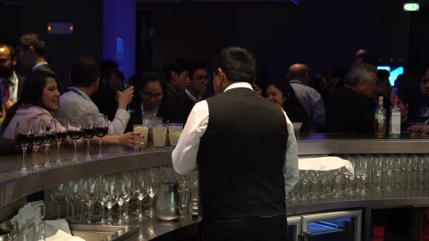 Barman event Vídeos de archivo 141612974