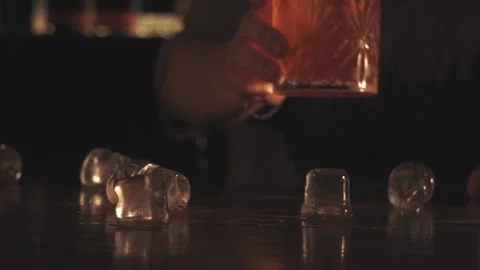 Barman make a cocktail on a bar Stock Footage 134155297