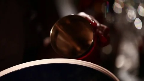 The barman picks up the ice in the shaker. Stock Footage 80309271