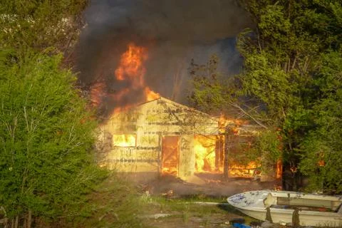 Barn on Fire Foto stock