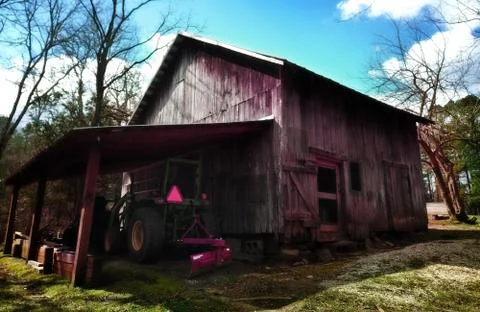 Barn with tractor Foto stock