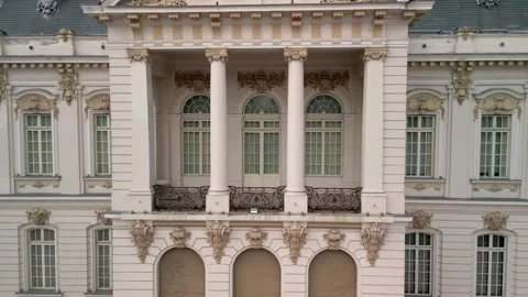 Baroque Balcony to Full Building Pull Out Aerial Drone Stock Footage 289466524