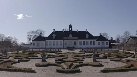 Baroque Garden Stock-Footage 127724776