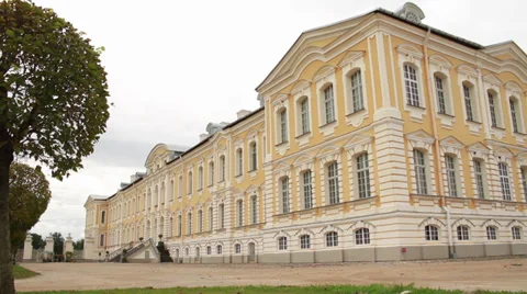 Baroque palace Stock Footage 28840177