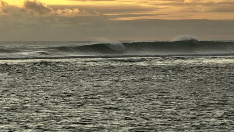 Barreling wave with texture and wind spray, raw natural wonders. extreme ocean Stock Footage 198673562