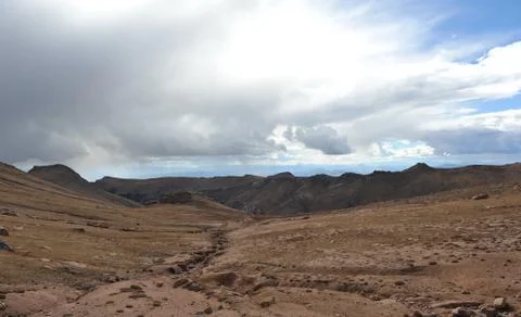 Barren Mountain Top Plain Stock Photos