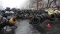 Barricades on the Khreshchatyk street - main street of Kiev, Ukraine HD Footage