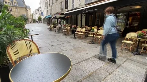 Bars close in Paris amid Covid-19 pandemic, París, FR - 05 Oct 2020 Stock Footage 203971847
