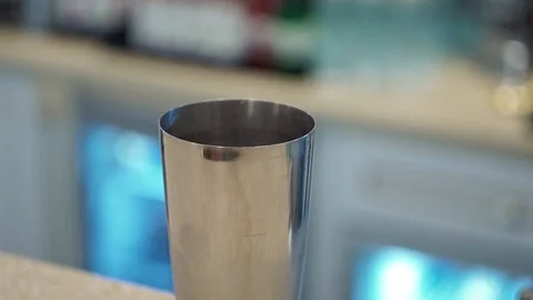 Bartender closes the shaker Video stock 101969287