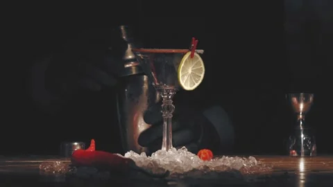 Bartender make a cocktail at bar Stock Footage 120488060