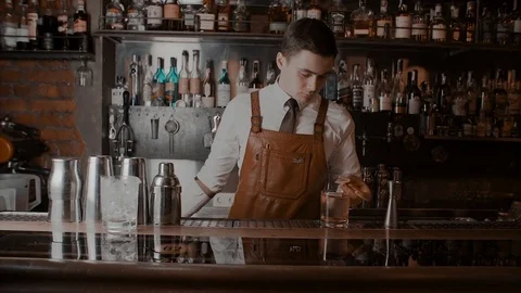 The bartender makes a cocktail Stock Footage 78356077
