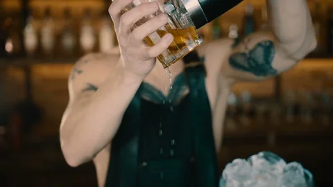 The Bartender Makes a Cocktail Video stock 102492913