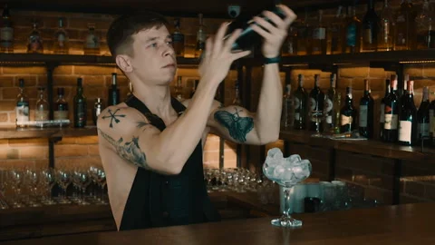 The Bartender Makes a Cocktail Video stock 102493014