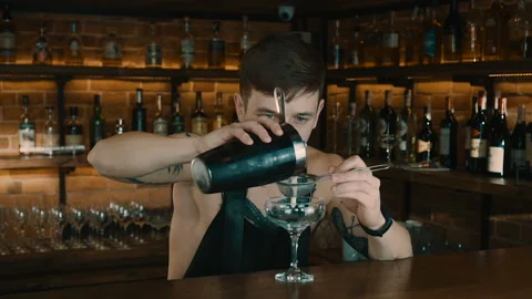 The Bartender Makes a Cocktail Video stock 102493399