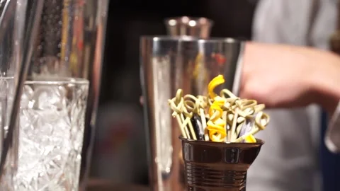 The bartender makes a cocktail Stock Footage 130500126