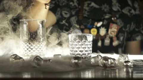 Bartender making cocktail at bar Stock Footage 114455312