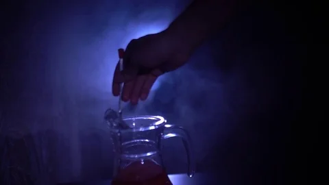 Bartender making a cocktail Stock-Footage 77530874
