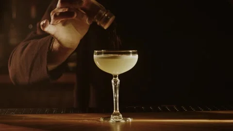 Bartender is making a cocktail Stock Footage 263060662