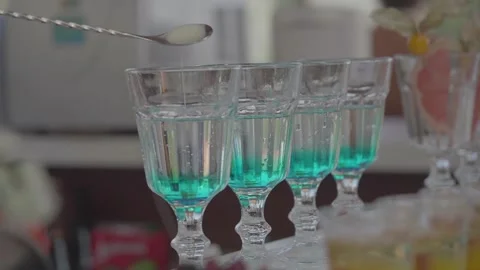 Bartender making cocktail at a party Stock Footage 148220499