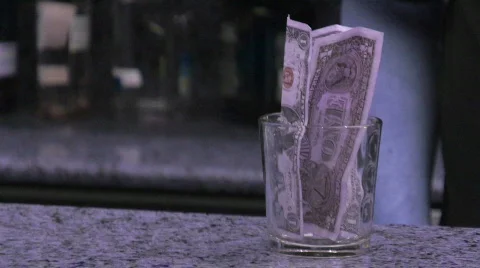 Bartender Pouring Shot Vidéo 285743