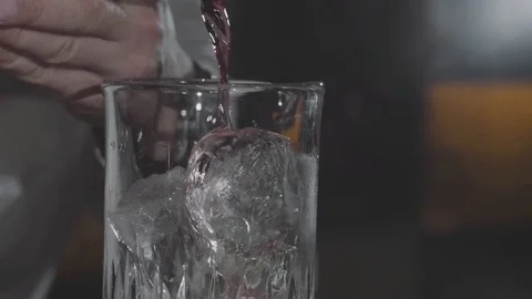 The bartender prepares alcoholic drink Stock Footage 82798103