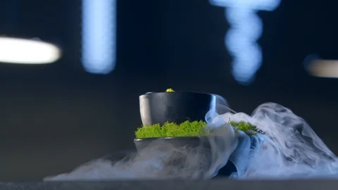 Bartender is preparing an exclusive drink Video stock 129476860