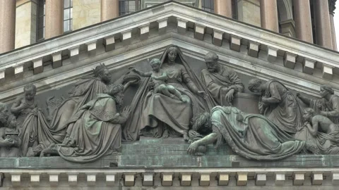 A bas-relief on an old building in St. Petersburg Stock Footage 147553986