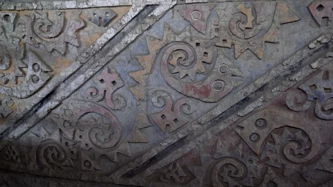 Bas-relief pattern in PERU, Huaca El Brujo (Moche culture) Video stock 91034716