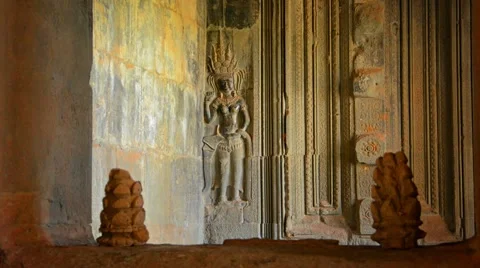 Bas relief on the wall of angkor wat Stock Footage 44695396