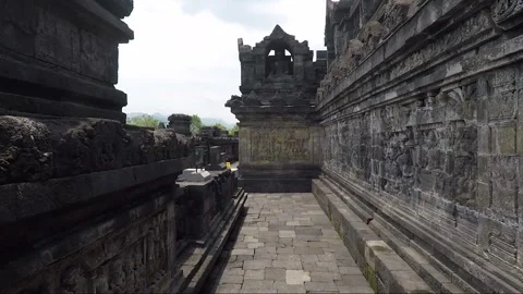 Bas Relief on the wall, Buddha Statue, Borobudur Temple Terrace, Java, Indonesia 스톡 동영상 308252019