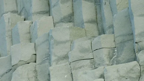 Basalt columns texture on Reynisfjara beach Vídeos de archivo 330281417