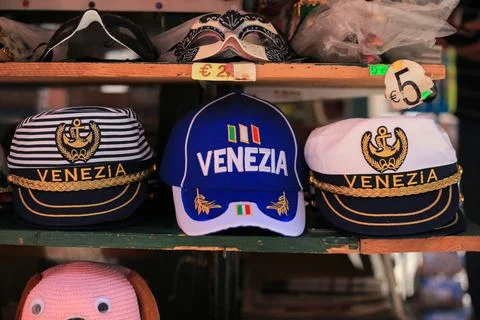 Baseball cap and captain's cap with the ins.. Stockfoto's