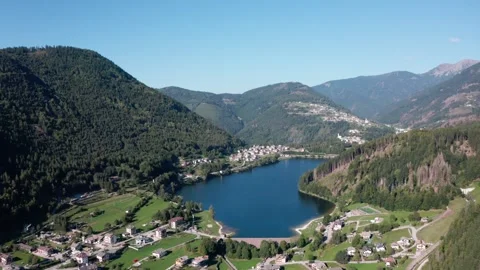 Baselga di Pine. Lago della Serraia e Lago delle Piazze. 2. Stock Footage 249906930