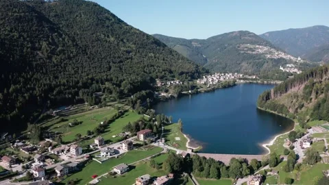 Baselga di Pine. Lago della Serraia e Lago delle Piazze. 4. Stock Footage 249907221
