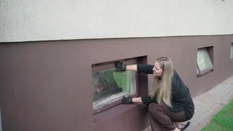 Basement Window Inspection for Rot and Replacement Decision Stockbeeldmateriaal 340116147