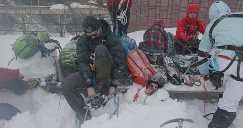 Basic Alpine Mountaineering Course, Mountaineering Gear Video stock 101806989