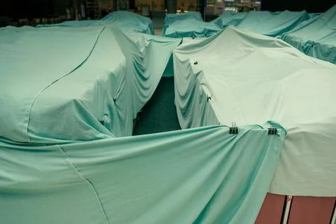 Basic way to close shop display or shelf in shopping mall or market Foto stock